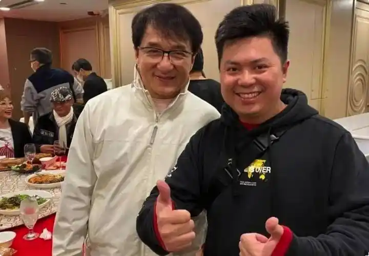 脸部僵硬,像个老头,生图揭露"人间真实"_古天乐_成龙