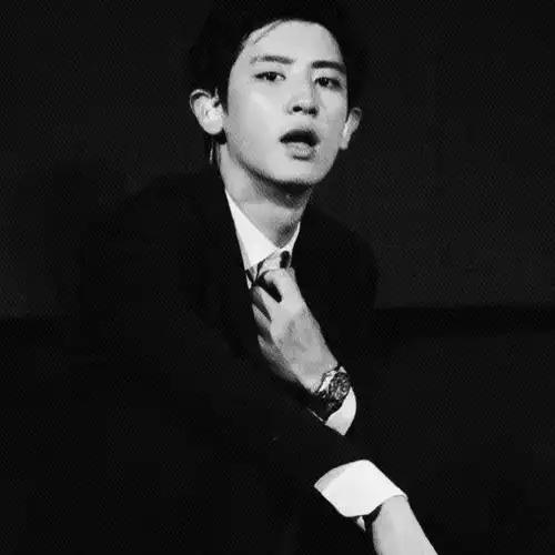 朴灿烈黑白氛围图合集