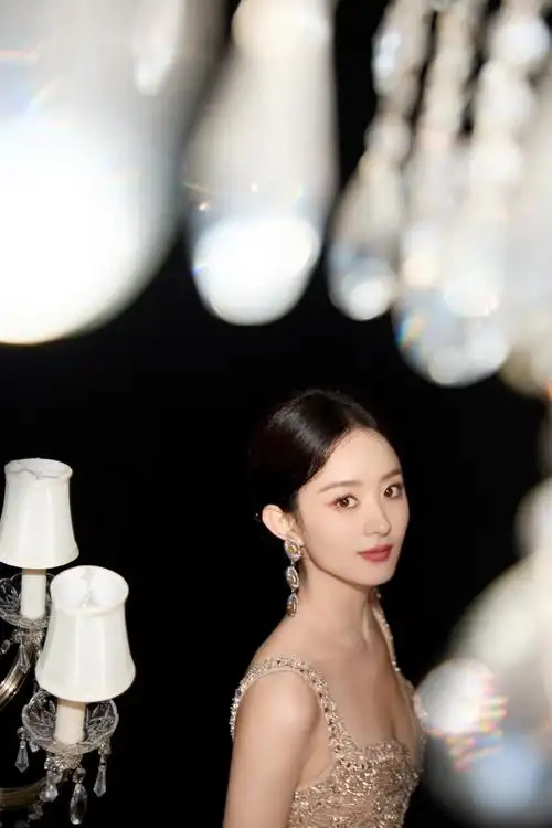 赵丽颖提裙图##赵丽颖乔妍##赵丽颖##赵丽颖李红樱