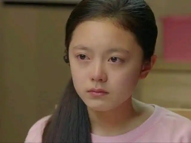 赵今麦,在《小别离》中饰演的"琴琴"在今年年初,一部网剧《开端》