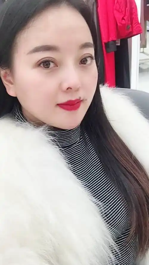 38岁离异女征婚照片(id:2239250)_上海上海征婚交友_我主良缘网
