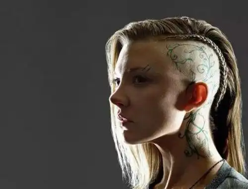 [阴阳头]清朝发型真是"阴阳头"吗?别被电视骗了!他们的发型其实是这样