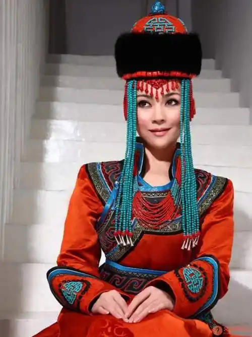 哈琳中国内地蒙古族女歌手