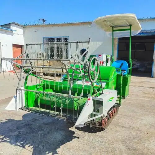 小麦水稻收获脱粒机