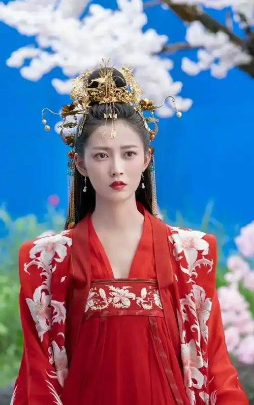 古装美女,哪个是您心动的,喜欢的点个赞_陈钰_剧中_唐嫣_公主_一角