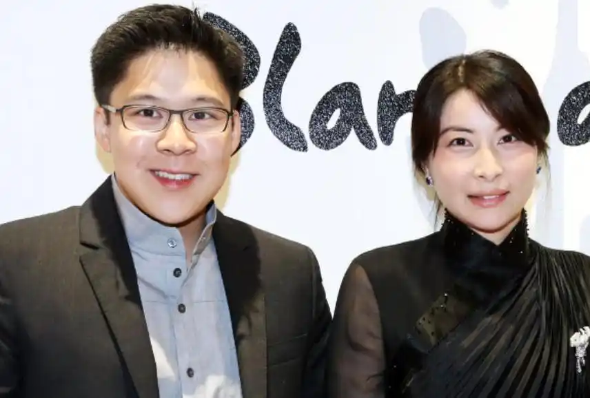 郭晶晶在霍家的地位 前奥运冠军郭晶晶嫁入霍家,成为豪门阔太里最有