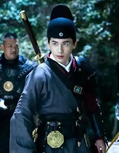 看到古装我就想起来裴文德!