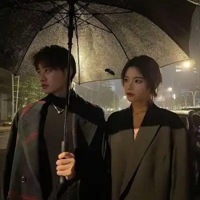 你是我喜欢的女孩情侣恩爱甜蜜头像双人真人