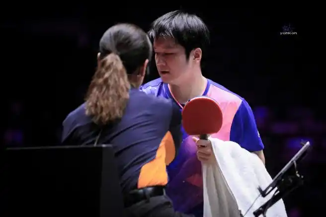 樊振东2比4雨果##樊振东加油