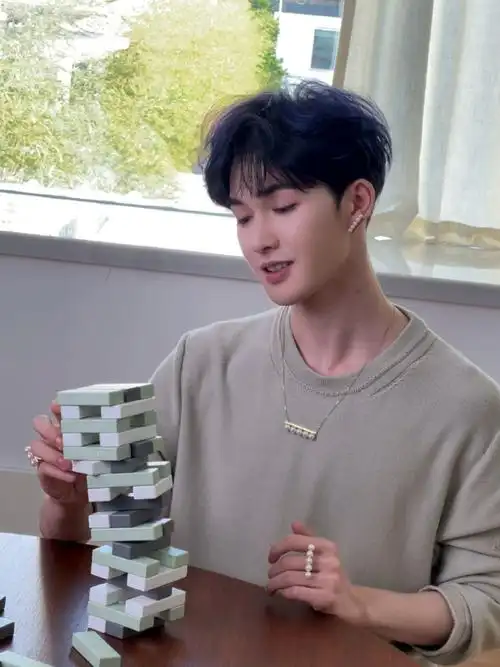 朱正廷tasaki塔思琦品牌挚友##整挺好小剧场