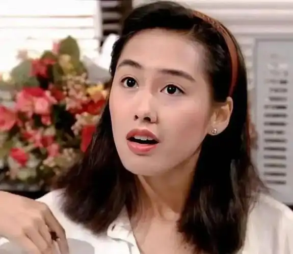 朱茵11岁旧照曝光网友惊叹此女从小美到大简直颜值逆天啊