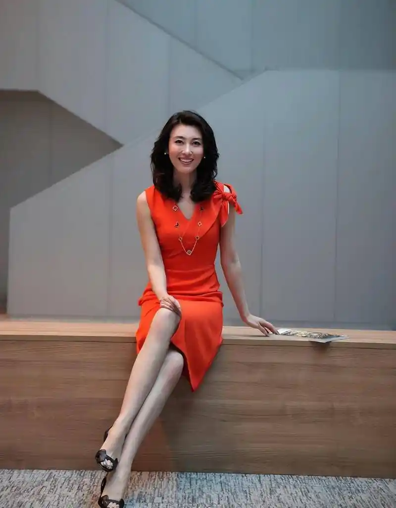 原创央视美女主持李红经历过逃婚被造谣嫁入豪门现在结局怎样了