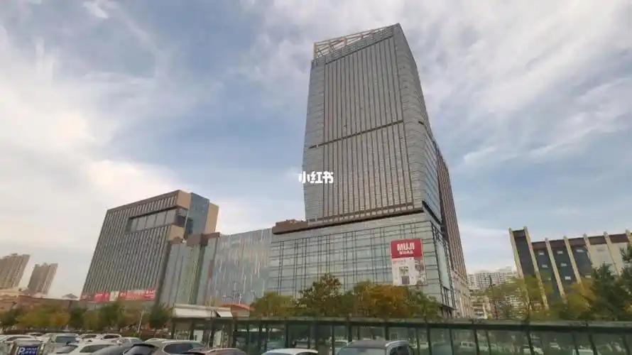 其实邯郸就两个地方,天鸿广场,美乐城～哈哈哈