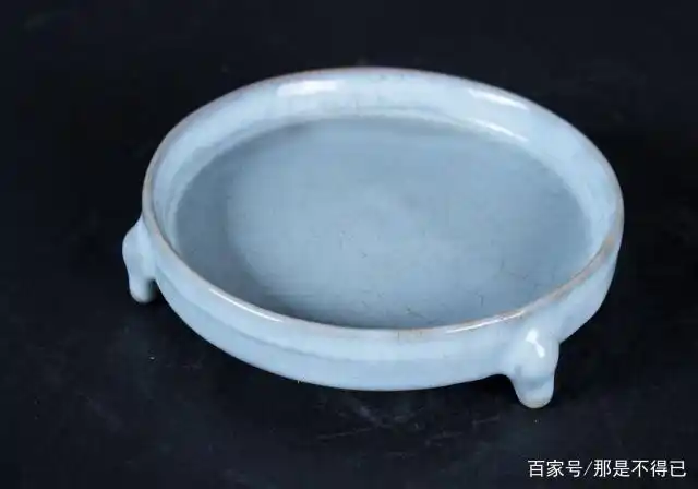 官汝窑的纹片装饰