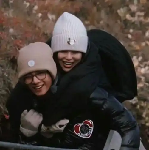 童星出道的演员如何获取恋爱许可证