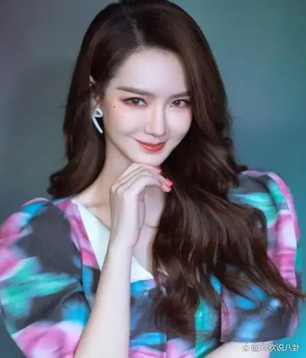 戚薇饱满有料着实有味道谁能不爱呀