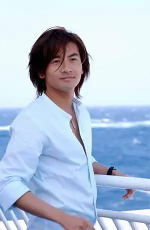 苏有朋女友曾是名俏护士 谈林心如称其嫂级人物