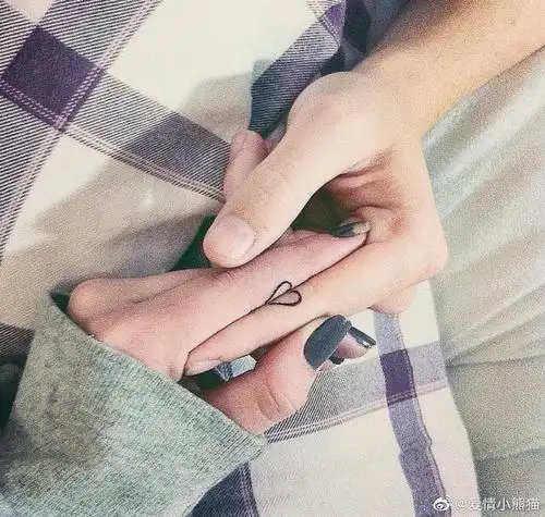 非常酷的情侣小纹身,你想和ta纹哪个图案?