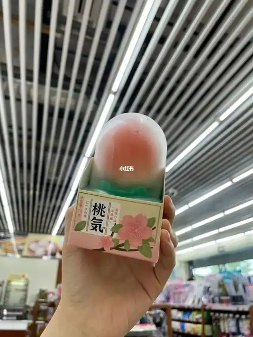 全家桃气冰淇淋