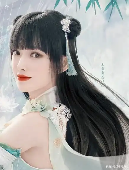 程潇cos《诛仙》碧瑶,网友:有点吃不消!