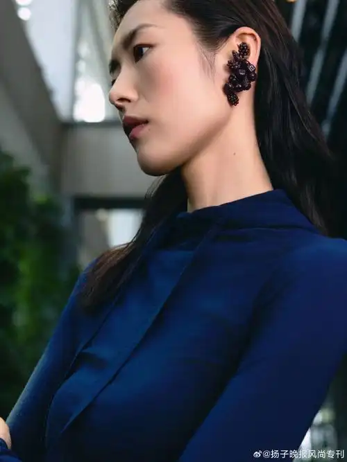 7月30日,@toryburch汤丽柏琦官方微博于南京德基广场精品店举办2024