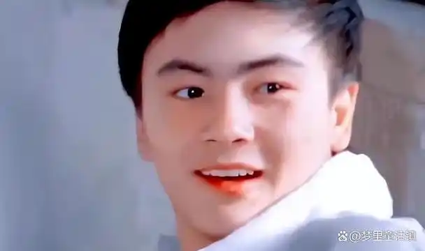 国家一级演员洪剑涛也曾是军艺校草却靠炊事班的胖子走红