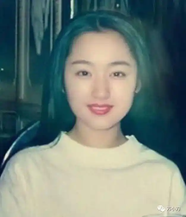 昔日"甜歌天后",为爱放弃事业,后陷入"桃色绯闻"前途尽毁_杨岗丽_吴颂