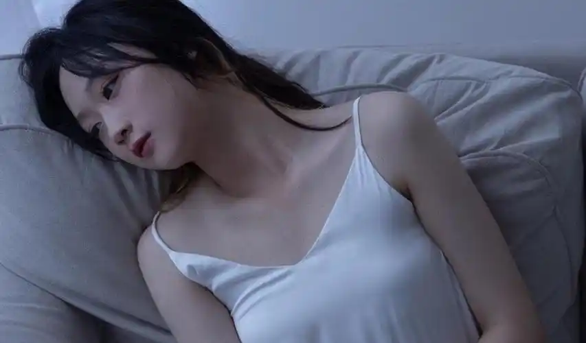 网红ins潮图壁纸女