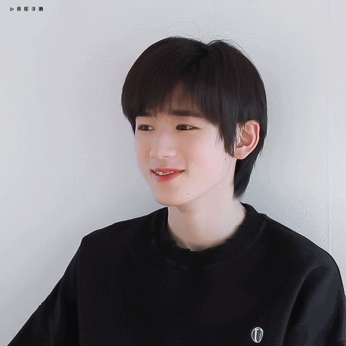 宋亚轩 动图 cr.logo