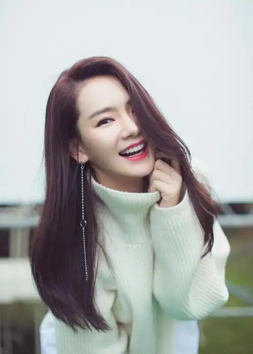 戚薇高清图集戚质佳宝薇笑倾城