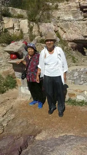 耄耋之年的老爸老妈