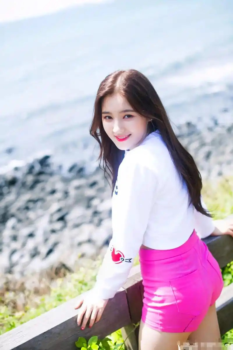 我曾经爱过一个人.#nancy李承利 #笑容最治愈的女孩 # - 抖音