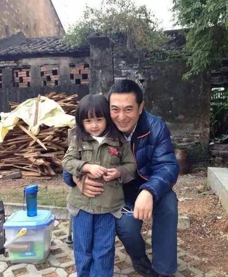 "女儿"们,火了4个,一个逐渐被遗忘,另一个却很遗憾_观众_关晓彤_图片