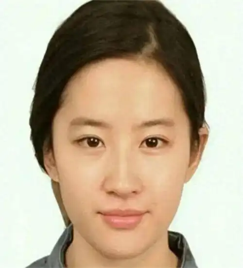 18位女星证件照曝光,看有你心目中的她没,你觉得谁是天生丽质?