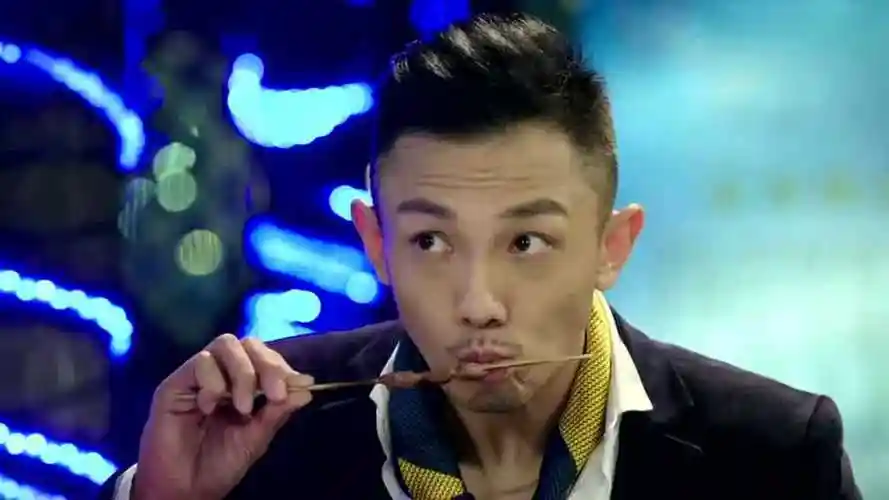 狐狸的夏天大卫顾承泽晏书三人去吃饭这阵势太吓人了