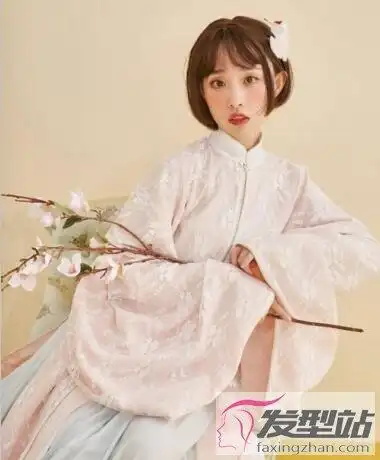 短发 美貌度不输长发_发型站_最新流行发型设计发型图片与美发造型