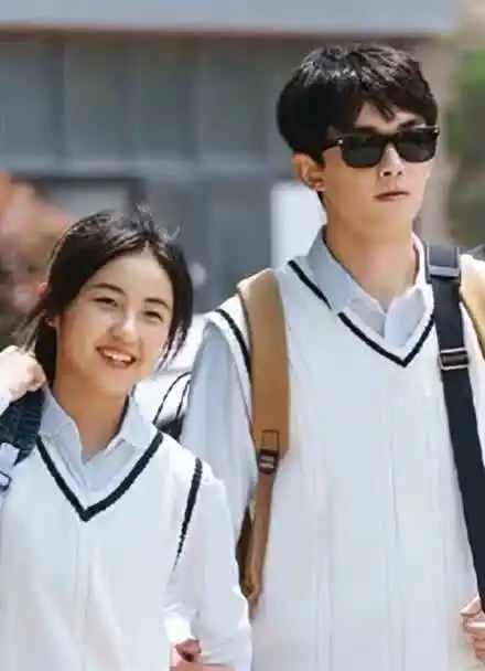 「吴磊张子枫」cp感甜到同框即发糖,合作即恋爱!