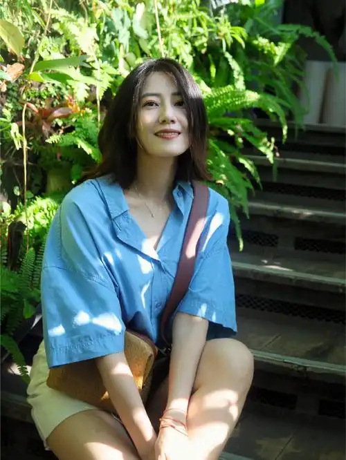 #高圆圆是什么行走的夏天##高圆圆把夏天美成限定壁纸#