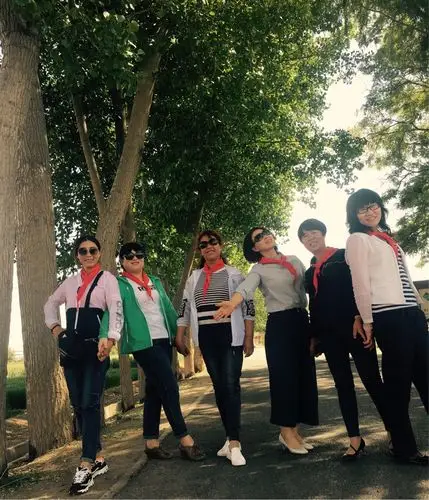 忘不了儿时的趣闻,那里承载着永恒的记忆,那里有着美好的回忆!