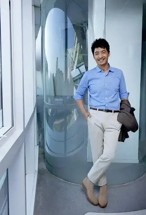 著名导演霍建起曾在接受采访时说:郭晓东当演员简直就是奇迹,农村孩子