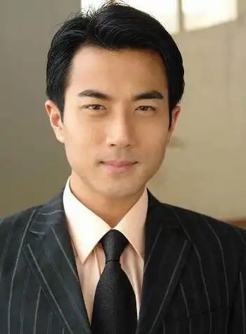 权利背后是由胡静,潘虹,刘恺威主演的都市悬疑剧.