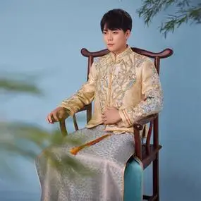 秀禾服男唐装