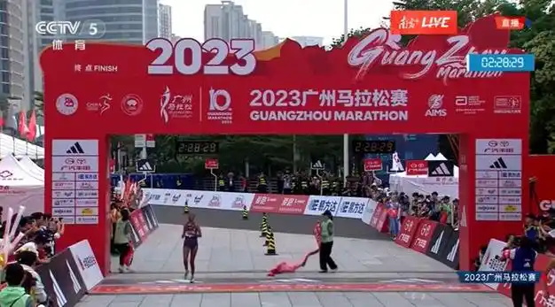 吴向东2:15:34再夺国内冠军|马拉松赛|中国选手|吴向东(1941年)_网易