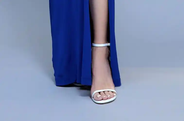 金晨 高跟凉鞋美jio