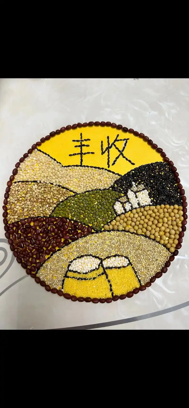 一年级 #亲手制作 #五谷杂粮手工粘贴画 #手工diy # - 抖音