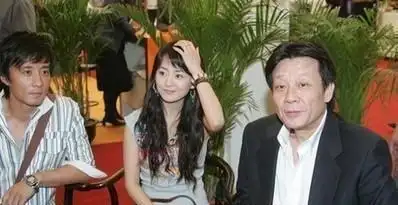 寇世勋|崔瑶琪|许黎丹_新浪新闻