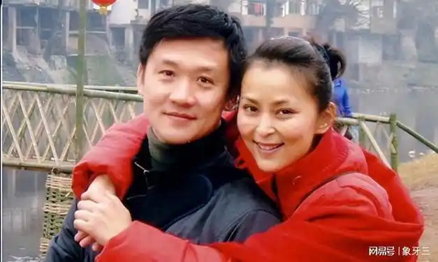 女星前任与现任对比刘蓓三婚两次嫁的同一人张歆艺两任差距大