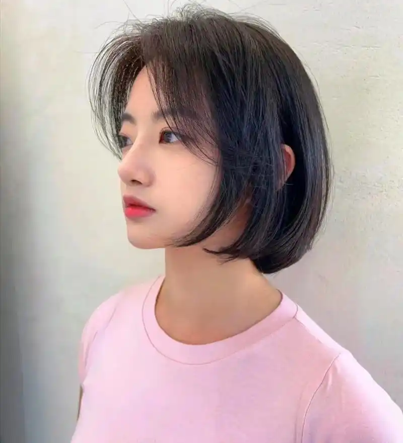 考虑到最近天气越来越热,想剪短发女生的应该很多 - 抖音