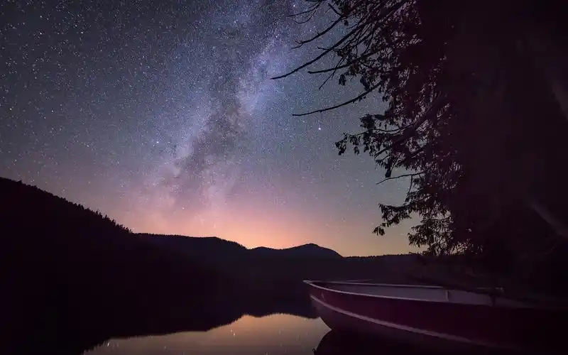 在最暗的夜,才会看见最美的星光,星空,夜景,唯美,安静,thefella,船