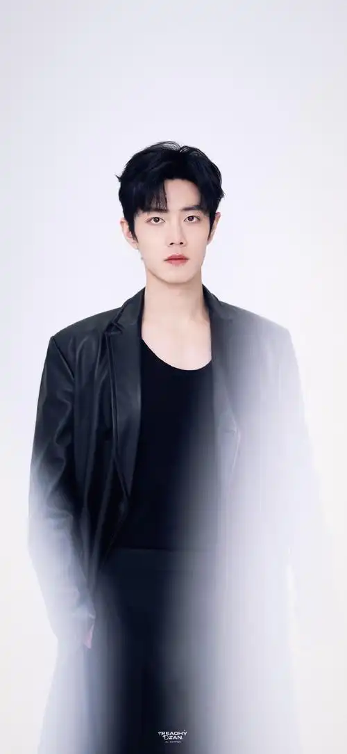 肖战##肖战工作室九宫格营业#    壁纸|短发凌厉